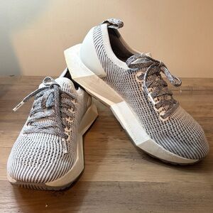 Allbirds Women's Tree Flyer 1 - Size 6.5